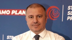 Pastor relativizuje patnju